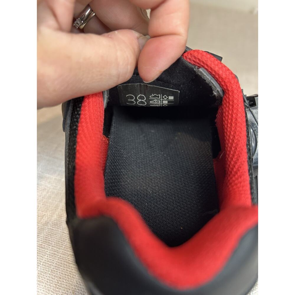 Peloton Cycling Shoes Size 38 EU / 7.5 US Women (Black Red) - Picture 8 of 8